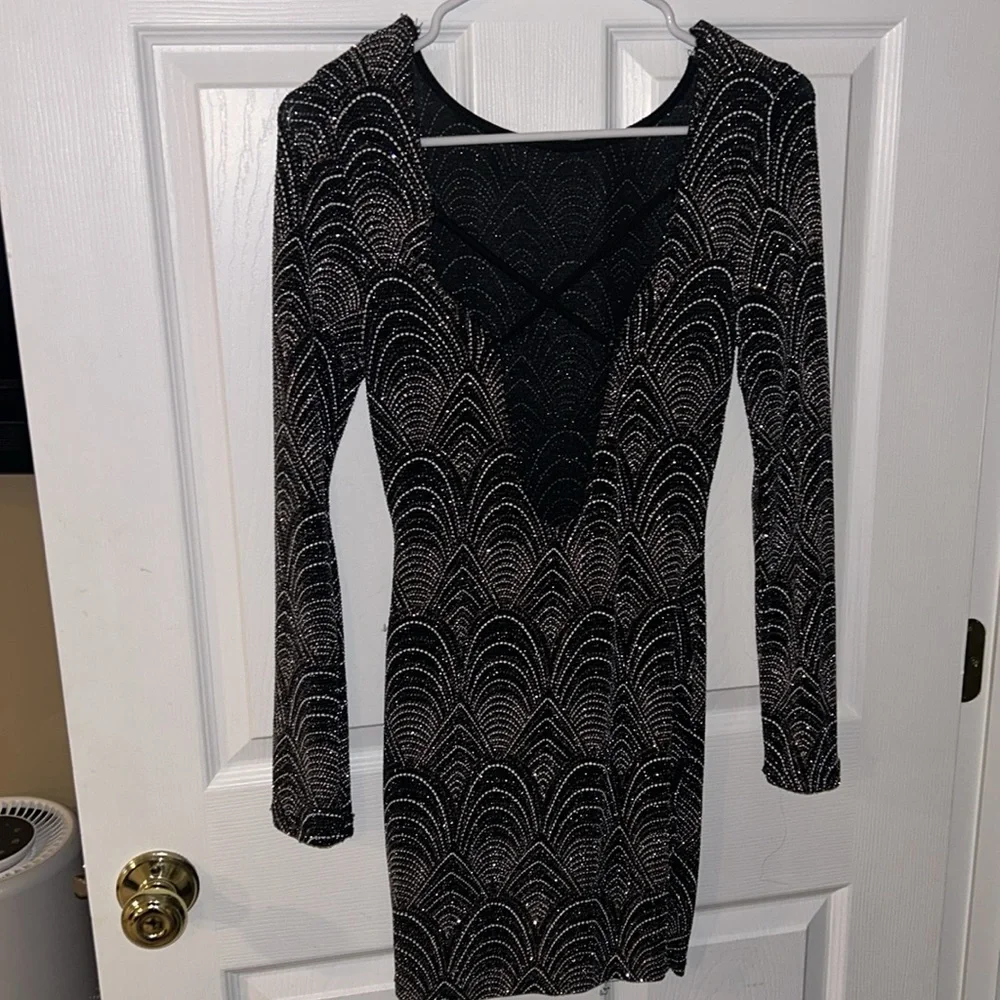 Sparkle Dress - Picture 4 of 5